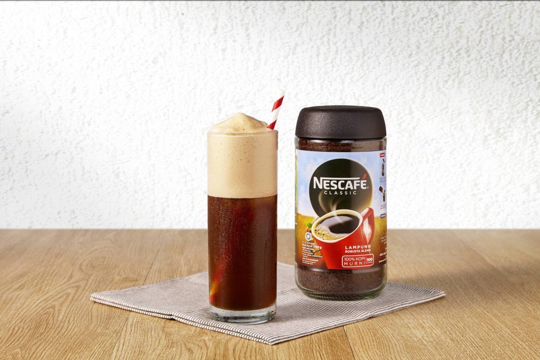 Praktis_Cuma_Perlu_2_Bahan_Bisa_Bikin_Iced_Frapp__Coffee (1)