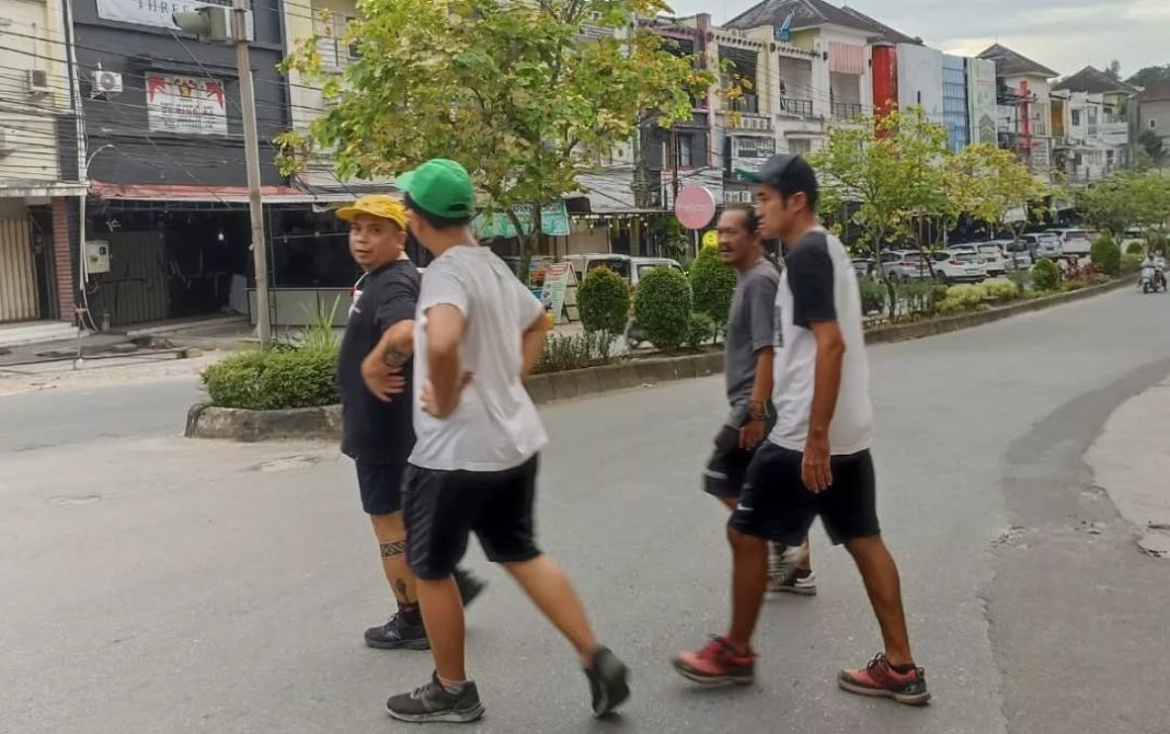 Menyeberang